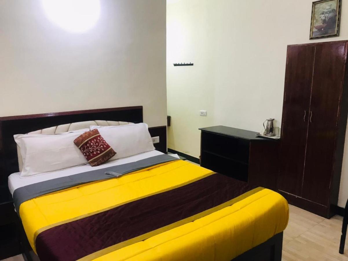 Hotel Mystique Inn Ооти Екстериор снимка