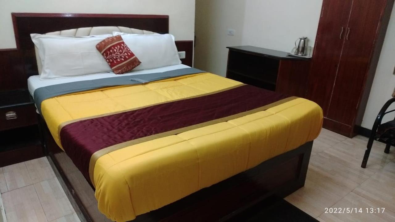 Hotel Mystique Inn Ооти Екстериор снимка